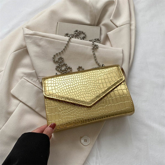 Elegant Simple And Fashionable Handbag $26.18 Dana Fashion Color: Gold Women's Bags Overview: Unique design, stylish and beautiful. Good material, comfortable wear. A variety of colors, any choice. Product Information: Lining texture: no lining Pattern: s