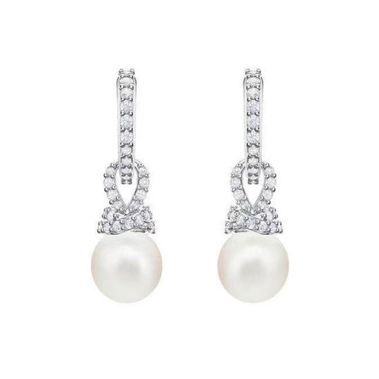 Elegant Temperament, All-Match, A More Elegant And Intellectual Pearl Jewelry With Diamonds $26.00 Dana Fashion Color: Earrings 1 gold Women's Accessories Product information: Material: Alloy Treatment process: electroplating Inlay material: artificial ge