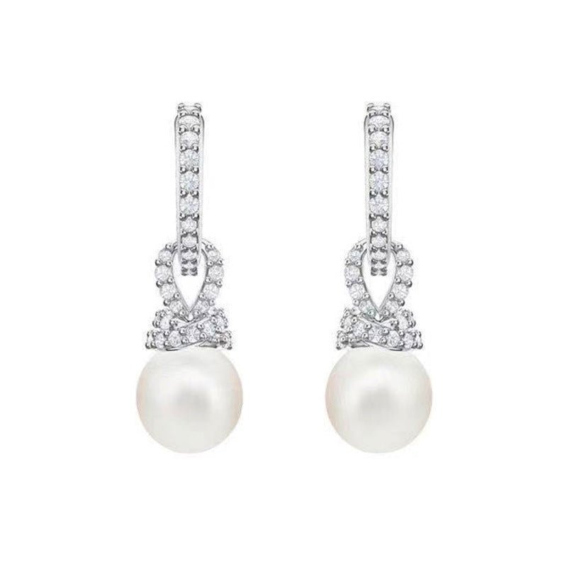 Elegant Temperament, All-Match, A More Elegant And Intellectual Pearl Jewelry With Diamonds $26.00 Dana Fashion Color: Earrings 1 gold Women's Accessories Product information: Material: Alloy Treatment process: electroplating Inlay material: artificial ge