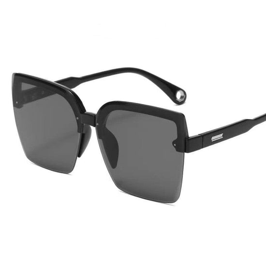 Europe And The United States Street Shot Ins Wind Big Square Sunglasses $17.27 Dana Fashion Color: Black Women's Accessories Product information: Lens color: Red Frame color: Red Transmittance classification: Category 3 / sunshade mirror Structure of glas