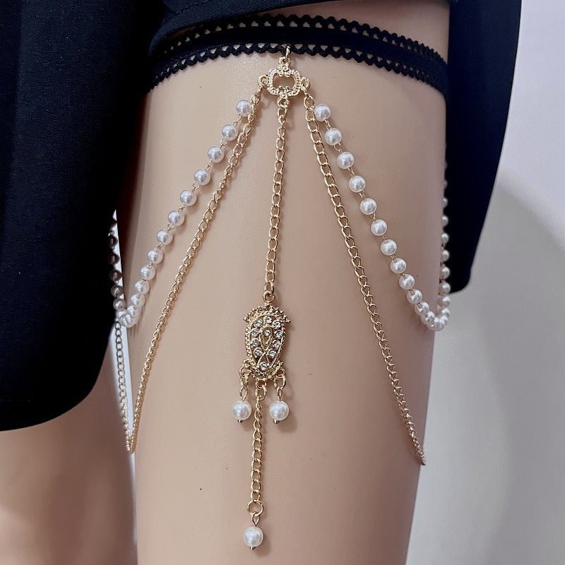 European And American Beach Elastic Multi-layer Pearl Thigh Chain Women $15.00 Dana Fashion Color: Gold Women's Accessories Product information: Type: Anklet Color: Gold Style: Women's Material: Alloy Style: ethnic style Packing list: Leg chain * 1 Produc