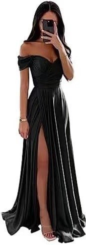 European And American Bridesmaid Dress Bottoming Dress $98.50 Dana Fashion Color: Black Size: L Baby Clothing Product information: Fabric name: lace Applicable scenario: party Color: Black BL-17, navy blue iWon, dark green DN-117, wine red WR-22, champagn