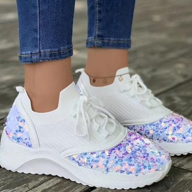 European And American Fashion Casual Shoes With Round Toe Pumps $39.90 Dana Fashion Color: White Size: 35 Women's shoes Product information: Pattern: solid color Lining material: pu Applicable sports: Hiking Color: white, black, pink Upper height: low top