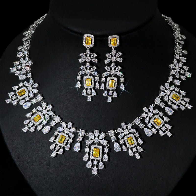 European And American Fashion Retro Square Zircon Necklace Earrings $317.42 Dana Fashion Color: Green Zirconium Women's Accessories Product information: Pendant material: mixed gem inlaid Chain style: O-ring chain Material: zircon Popular elements: round,
