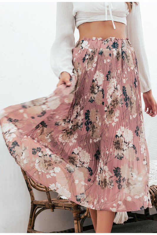 European and American fashion skirts $49.50 Dana Fashion Color: Pink Size: L Women's clothing Fabric Name: Chiffon Skirt type: pleated skirt Skirt length: long skirt Color: Foundation printing Size: S, M, L size waistline Length S 66 82 M 70 83 L 74 84 1.