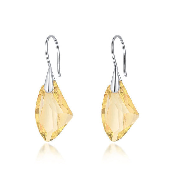 European And American Fashion Women's All-match Geometric Earrings $8.81 Dana Fashion Color: Golden Phantom Women's Accessories Product information: Color: colorful blue, pink, Golden Phantom, pale pinkish purple, Crystal Red Applicable people: women Mate