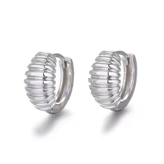 European And American Ins Style Simple Thread Croissant Earrings $15.61 Dana Fashion Color: Silver Women's Accessories Product information: Treatment Process: Electroplating Color: gold, silver Applicable population: Female Material: Silver Needle copper
