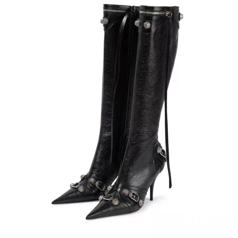 European And American New Pointed Toe Stiletto Heel Metal Rivet Motorcycle Catwalk Women's Boots $75.50 Dana Fashion Color: Black Size: 34 Women's shoes Product information: Pattern: color matching Lining material: imitation leather Color: Black, 2070 bla