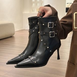 20 Short Black