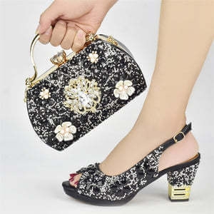 European And American Party Diamond Carved Collage Pattern Round Toe Back Tied Wedge Sandals With Evening Handbag Suit $159.50 Dana Fashion Color: Black Size: 38 Women's shoes Product information: Lining material: PU Scaffold shape: Fish Mouth Color: gree