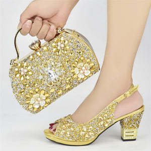 European And American Party Diamond Carved Collage Pattern Round Toe Back Tied Wedge Sandals With Evening Handbag Suit $159.50 Dana Fashion Color: Gold Size: 38 Women's shoes Product information: Lining material: PU Scaffold shape: Fish Mouth Color: green