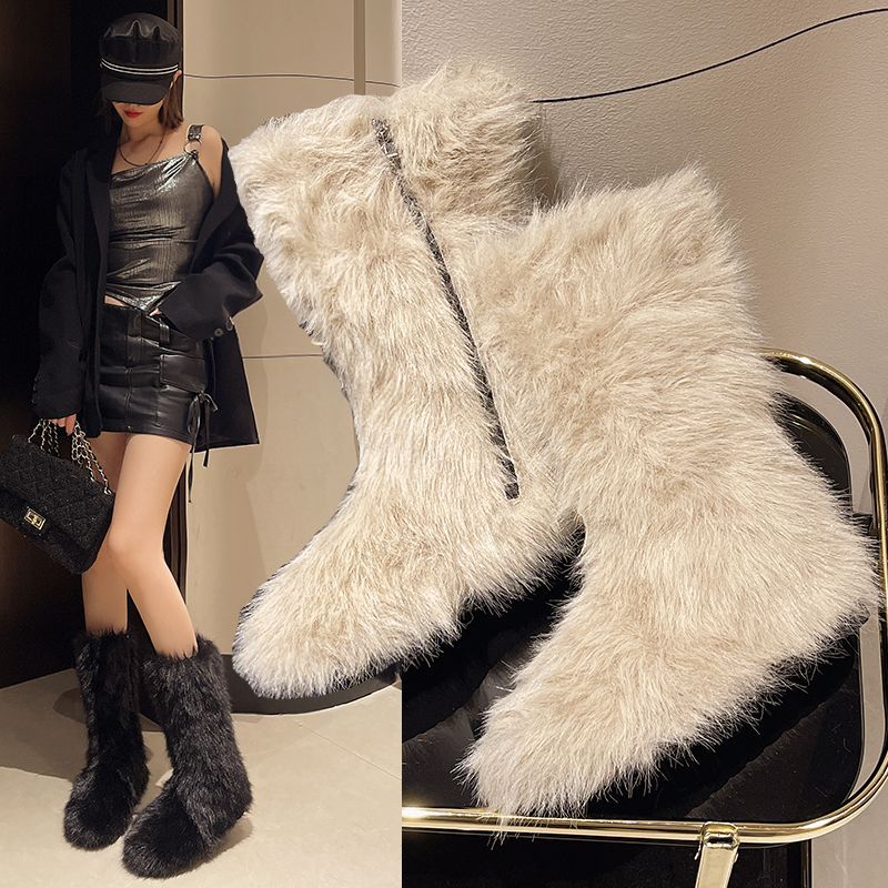 European And American Plus Velvet Thick Snow Boots Women $69.50 Dana Fashion Color: Beige Size: 35 Women's shoes Product information: Pattern: solid color Lining material: artificial plush Upper height: low top Sock length: high cylinder Size: 37,40,39,35