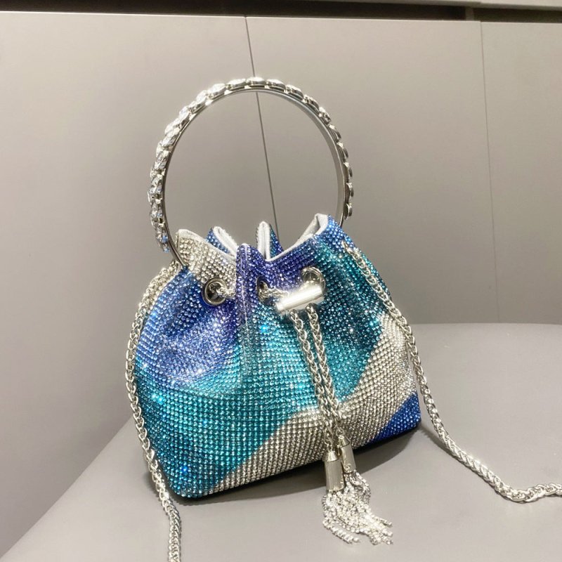 European And American Shiny Diamond Handbag For Women $48.55 Dana Fashion Color: Blue Color Matching Medium Women's Bags Product information: Lining texture: polyester fiber Color: medium-sized in rose red, blue medium, green medium, purple medium, pink m
