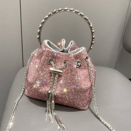 European And American Shiny Diamond Handbag For Women $48.55 Dana Fashion Color: Pink Medium Women's Bags Product information: Lining texture: polyester fiber Color: medium-sized in rose red, blue medium, green medium, purple medium, pink medium, bright g