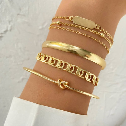 European And American Simple Hundred Chain Ring Bracelet 4-piece Set $10.57 Dana Fashion Color: YY12282 Women's Accessories Product information: Process: Electroplating Color: YY12282 Material: Alloy Popular elements: round, ring Style: all match Packing