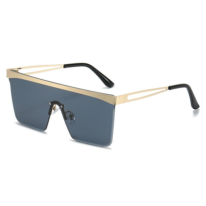 European And American Square Pair Sunglasses One-piece Lens $23.13 Dana Fashion Color: Gold frame full gray style: New Women's Accessories Product information: Name: Sunglasses Lens material:PC Frame material: metal Eyewear style: Box Style: fashion, pers