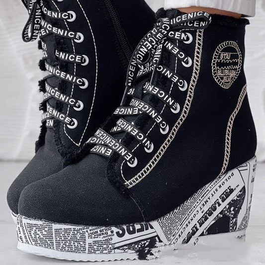 European And American Women's Clothing Colorful Rose Sneaker $69.19 Dana Fashion Color: Black Size: 37 Women's shoes Product information: Sleeve type: sleeve Main fabric composition: Polyester (polyester fiber) Size: 37,38,39,40,41,42,43 Style type: tempe