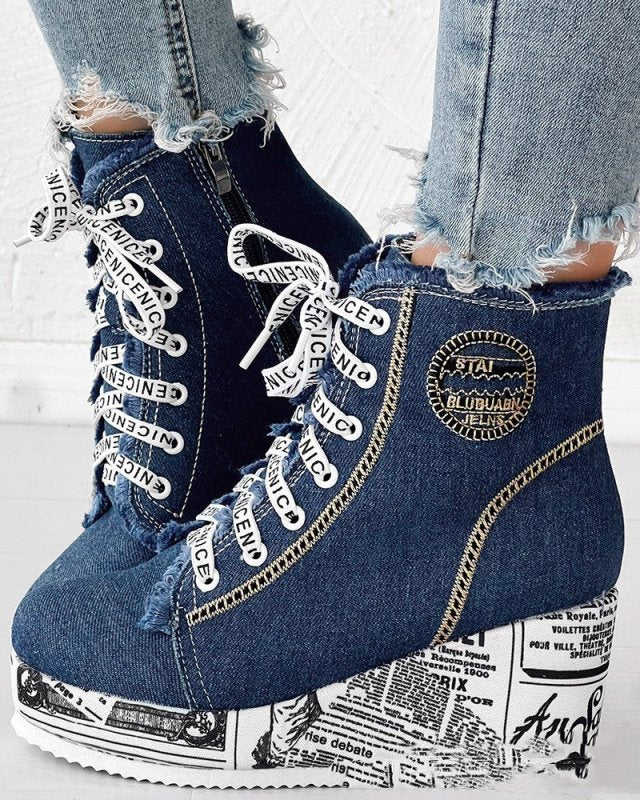 European And American Women's Clothing Colorful Rose Sneaker $69.19 Dana Fashion Color: Light Blue Size: 37 Women's shoes Product information: Sleeve type: sleeve Main fabric composition: Polyester (polyester fiber) Size: 37,38,39,40,41,42,43 Style type: