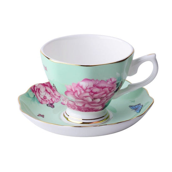 European Classic Series Bone China Coffee Cup $48.50 Dana Fashion style: 4Style Dana's Kitchen Overview: 1. Scratch gold by hand The bottom of the cup is hand-scraped gold, metal texture The color is positive 2. Decal interface This line is a production t