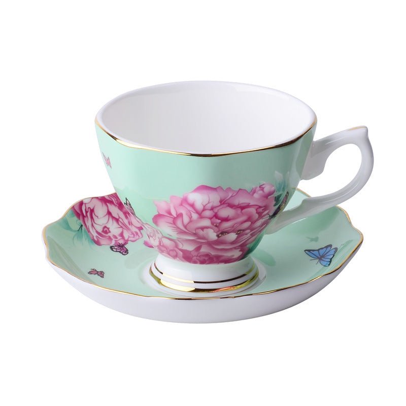 European Classic Series Bone China Coffee Cup $48.50 Dana Fashion style: 4Style Dana's Kitchen Overview: 1. Scratch gold by hand The bottom of the cup is hand-scraped gold, metal texture The color is positive 2. Decal interface This line is a production t