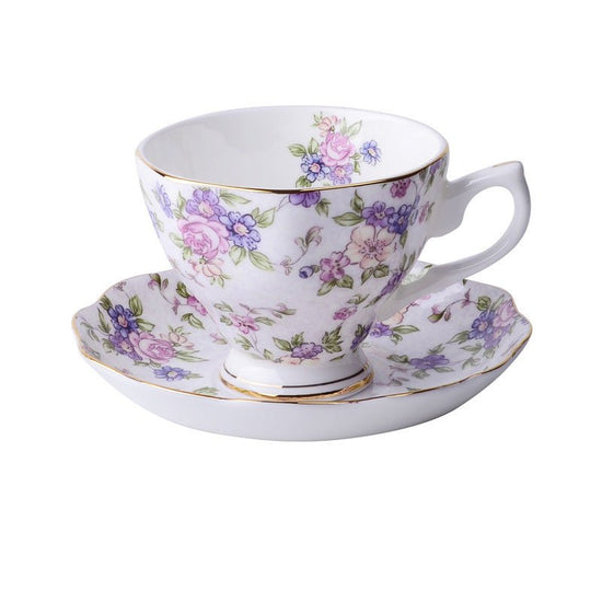 European Classic Series Bone China Coffee Cup $48.50 Dana Fashion style: 6Style Dana's Kitchen Overview: 1. Scratch gold by hand The bottom of the cup is hand-scraped gold, metal texture The color is positive 2. Decal interface This line is a production t