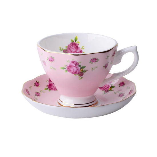 European Classic Series Bone China Coffee Cup $48.50 Dana Fashion style: 7Style Dana's Kitchen Overview: 1. Scratch gold by hand The bottom of the cup is hand-scraped gold, metal texture The color is positive 2. Decal interface This line is a production t