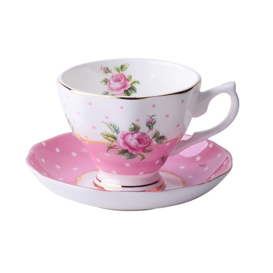 European Classic Series Bone China Coffee Cup $48.50 Dana Fashion style: 1Style Dana's Kitchen Overview: 1. Scratch gold by hand The bottom of the cup is hand-scraped gold, metal texture The color is positive 2. Decal interface This line is a production t