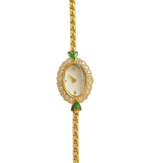 European Small Gold Women's Watch Handmade Inlaid Rhinestone Middle Ancient $136.50 Dana Fashion Color: Gold Women's Accessories Product information: Color: gold, silver Dial: 2CM * 2.5CM, 7mm thick, synthetic sapphire mirror Strap: adjustable strap, wris