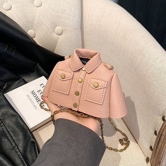 Exquisite Chain Mini Lipstick Shoulder Crossbody Small Square Bag $29.30 Dana Fashion Color: Beige Size: 18x5x12 Women's Bags Product information: Lining texture: without lining Applicable scenarios: Daily matching Color: Black, creamy-white, Brown, Rose