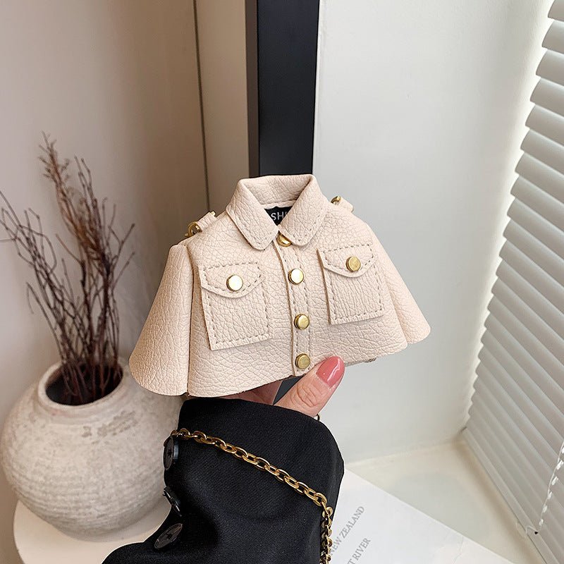 Exquisite Chain Mini Lipstick Shoulder Crossbody Small Square Bag $29.30 Dana Fashion Color: Beige Size: 18x5x12 Women's Bags Product information: Lining texture: without lining Applicable scenarios: Daily matching Color: Black, creamy-white, Brown, Rose
