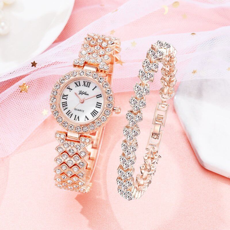 Exquisite Dial And Strap Full Of Diamonds Ancient Roman Scale Women's Watch $46.40 Dana Fashion Color: Rose Gold style: With bracelet Women's Accessories Product information: Movement: quartz Surface material: glass Shell Material: Alloy Strap Material: A