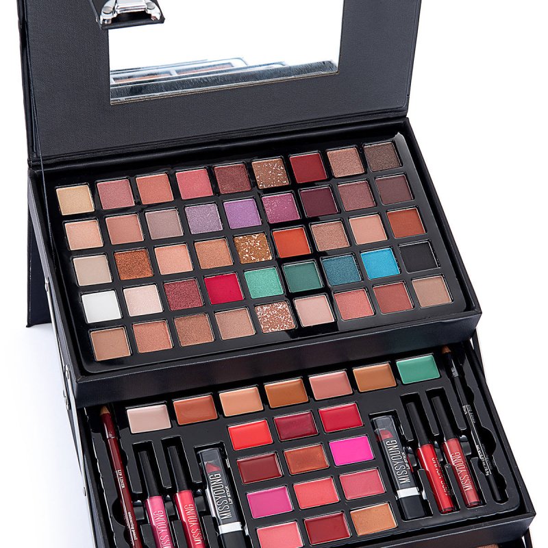 Eye Shadow Lip Gloss Cosmetic Set $170.00 Dana Fashion Color: Black makeup Product information: Efficacy: Concealer, Modification, Even skin tone Set includes lipstick, lip gloss, eye shadow, mascara, blush, lip pencil, brush and more Color: black, pink S