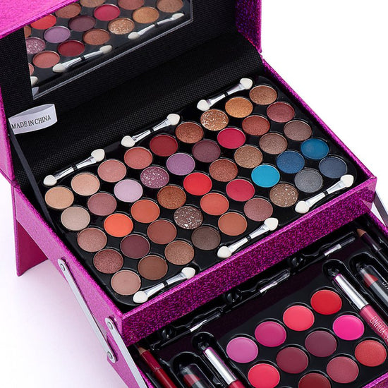 Eyeshadow Palette Lipstick Lip Gloss Blush Set $163.50 Dana Fashion Color: Colorful makeup Product information: Skin Type: General Efficacy: Concealer, Modification, Even skin tone Color: pink, rose red, colorful Set includes: lipstick, lip gloss, eye sha