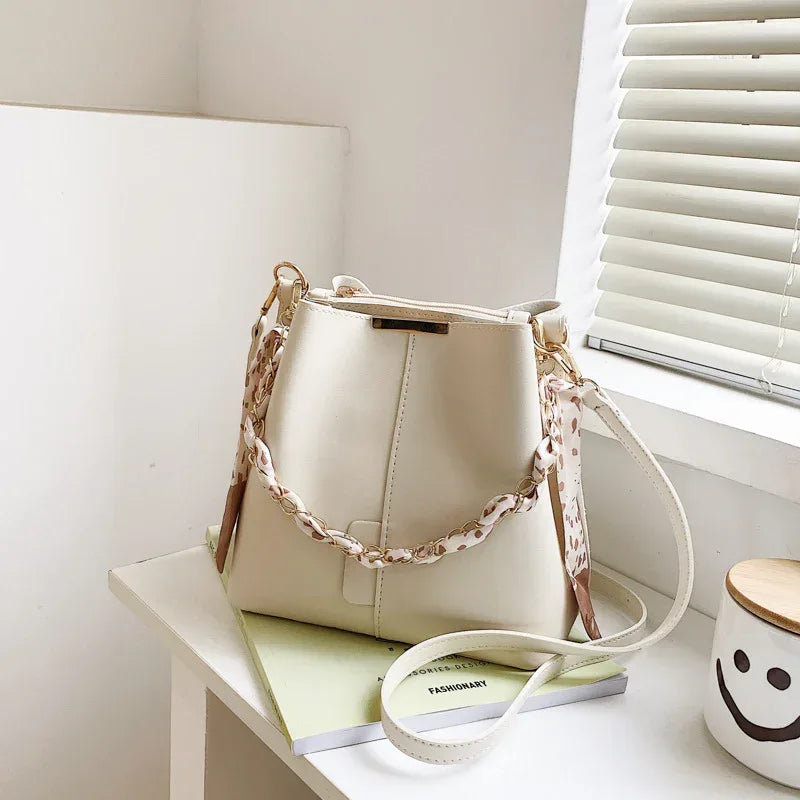 Fashion Big Bag Casual Women's Bag Fashion Retro Characteristic Messenger Bag Silk Scarf Portable Bucket Bag - DanaFashionstore