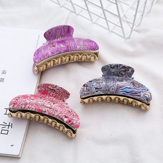 Fashion Acrylic Women's Tie Up The Hair Stripe Hair Claw $9.00 Dana Fashion Color: 9CM Beige Women's Accessories Product information: Treatment Process: oil injection Color: 9CM-beige, 9CM-skin color, 9CM-Rose Red, 9CM-Green, 9CM-gray, 9CM-purple Applicab