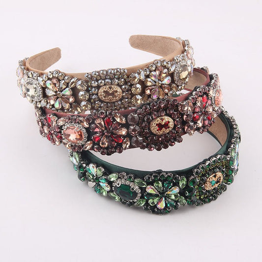Fashion And Fully-jewelled Gorgeous Baroque Headband $46.22 Dana Fashion Color: Brown Women's Accessories Product information: Treatment Process: Diamond Color: red, green, brown Material: Plastic/resin Popular elements: None Style: affordable luxury styl