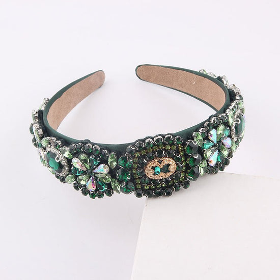 Fashion And Fully-jewelled Gorgeous Baroque Headband $46.22 Dana Fashion Color: Green Women's Accessories Product information: Treatment Process: Diamond Color: red, green, brown Material: Plastic/resin Popular elements: None Style: affordable luxury styl