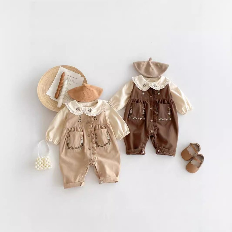 Fashion Baby Suspender Pants Suit $19.83 Dana Fashion Color: Bottoming Shirt Suitable For Height: 100cm Baby Clothing Product information: Color: khaki, Brown, base shirt Suitable height: 66cm,73CM,80cm,90cm,100cm Style: long climbing Fabric name: Cotton