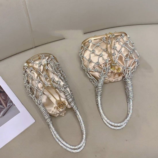 Fashion Casual Hand-woven Bag Simple All-match $89.00 Dana Fashion Color: Apricot Women's Bags Product information: Lining texture: Polyester Applicable scenarios: Daily configuration Color: Apricot (width), apricot Outer bag type: Three-dimensional pocke