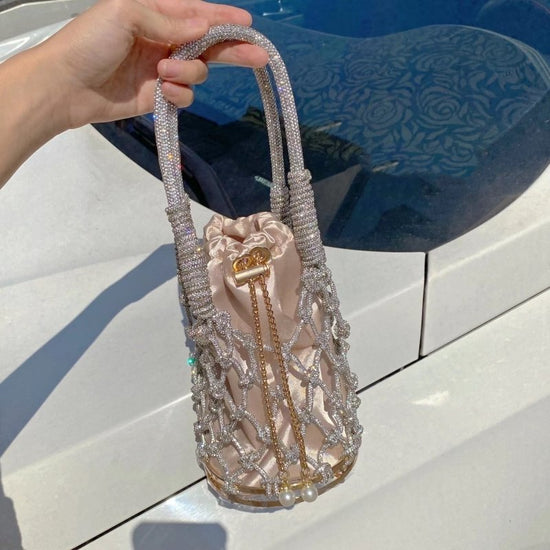 Fashion Casual Hand-woven Bag Simple All-match $89.00 Dana Fashion Color: Apricot Women's Bags Product information: Lining texture: Polyester Applicable scenarios: Daily configuration Color: Apricot (width), apricot Outer bag type: Three-dimensional pocke