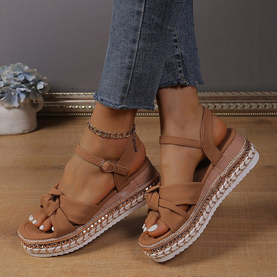 Fashion Flat Hemp Rope Open Toe Sandals With Buckle Cross Bow $51.95 Dana Fashion Color: Beige Size: 36 Women's shoes Product information: Lining material: Microfiber Toe holder shape: round head Color: black, beige, brown Shoe Upper material: PU Size: 36