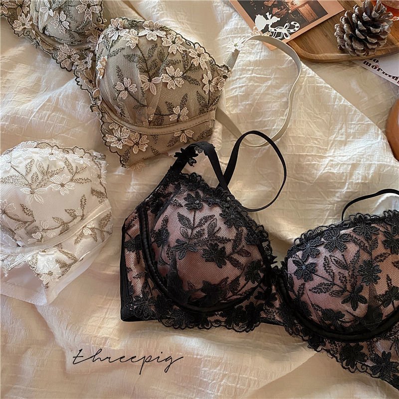 Fashion French Embroidery Lace Underwear For Women $30.00 Dana Fashion Color: Black Size: 32or70AB Universal Women's clothing Product information: Shoulder strap type: fixed double-shoulder strap Color: white, green, black Main fabric composition: Polyest