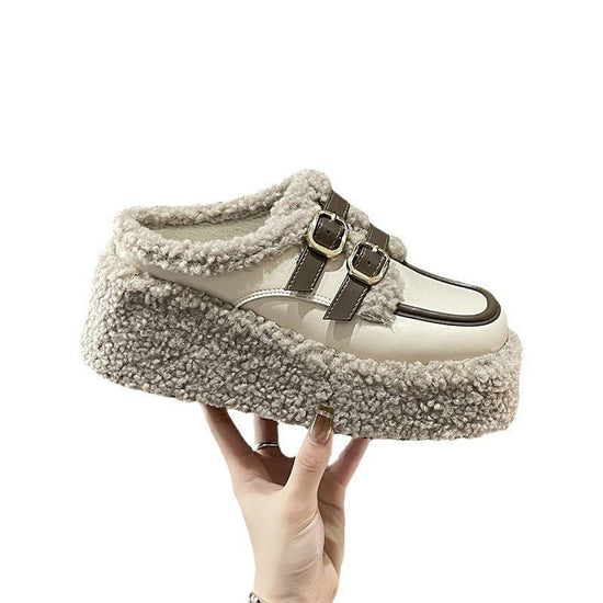 Fashion Korean Style Belt Buckle Outer Wear Fleece-lined Wedge Slippers $65.45 Dana Fashion Color: Beige Size: 35 Women's shoes Product information: Lining material: PU Toe holder shape: round head Color: creamy-white, Black Shoe Upper material: PU Size: