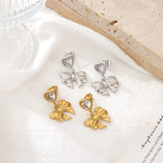 Fashion Love Butterfly Titanium Steel Ear Studs $17.91 Dana Fashion Color: Gold Women's Accessories Product information: Treatment Process: Electroplating Color: Gold, Platinum Applicable population: Female Material: titanium steel Shape: Bow Style: Simpl
