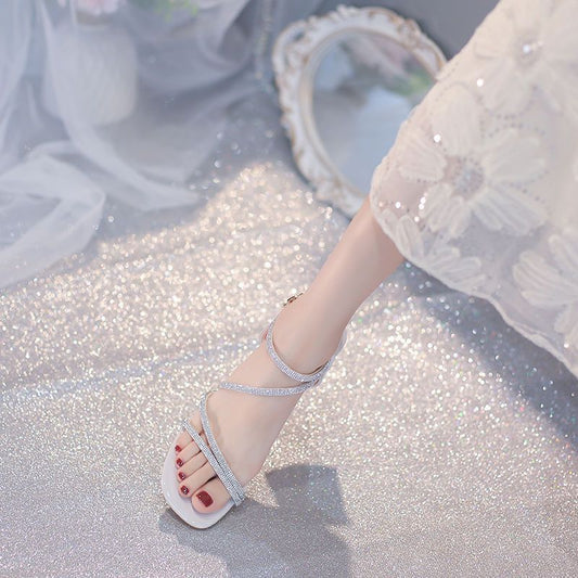 Fashion Personality Chunky Heel Sandals For Women $60.31 Dana Fashion Color: Beige Upgraded Version Size: 35 Women's shoes Product information: Color: beige R88], Gold [R88], beige upgraded version [R88], gold upgraded version [R88]] Shoe Upper material: