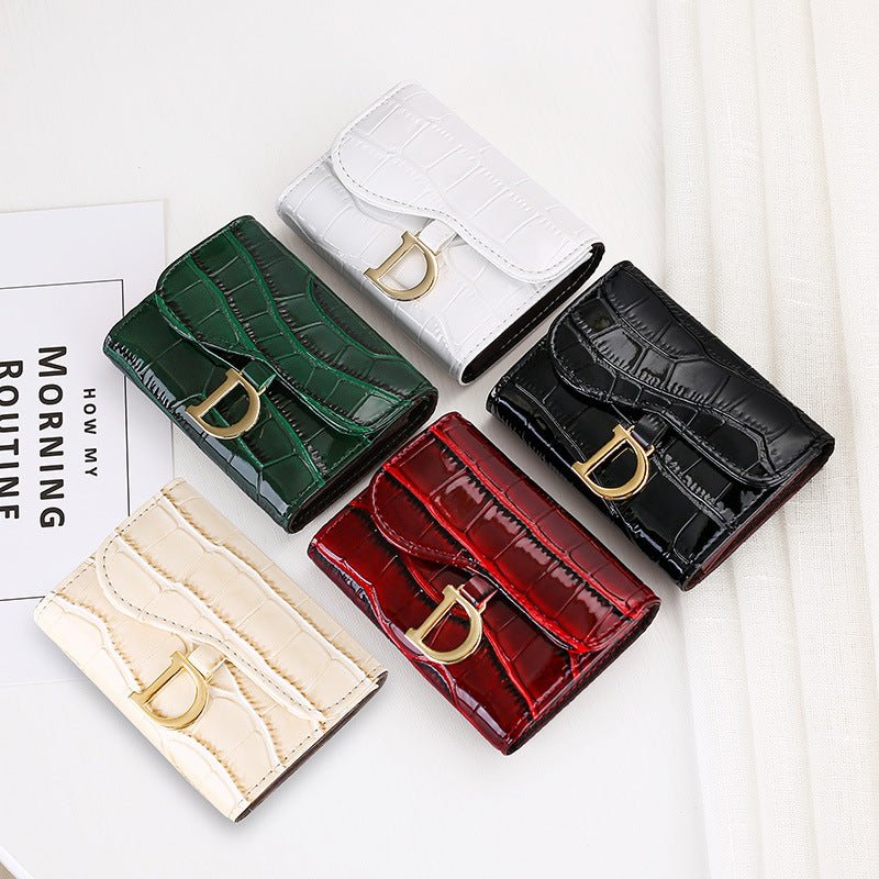 Fashion Personality Cowhide Texture Ladies Card Holder $18.00 Dana Fashion Color: Black Women's Bags Product information: Color: 11 card position skin color can put driver's license, 11 card position White can put driver's license, 11 card position wine r