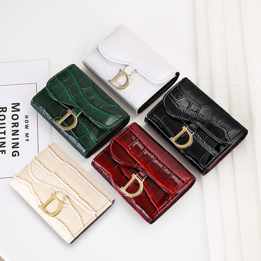 Fashion Personality Cowhide Texture Ladies Card Holder $18.00 Dana Fashion Color: Black Women's Bags Product information: Color: 11 card position skin color can put driver's license, 11 card position White can put driver's license, 11 card position wine r