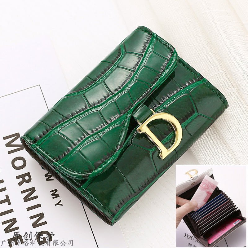 Fashion Personality Cowhide Texture Ladies Card Holder $18.00 Dana Fashion Color: Dark Green Women's Bags Product information: Color: 11 card position skin color can put driver's license, 11 card position White can put driver's license, 11 card position w