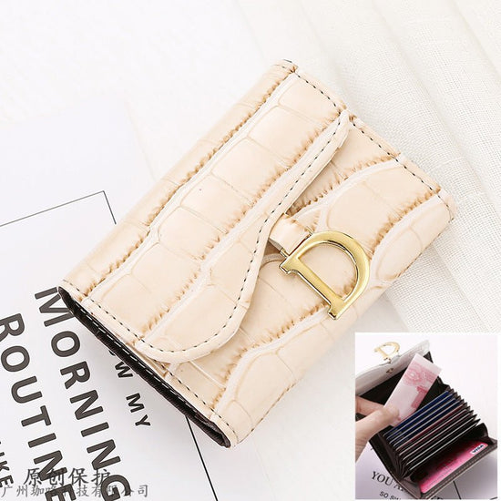 Fashion Personality Cowhide Texture Ladies Card Holder $18.00 Dana Fashion Color: Skin Color Women's Bags Product information: Color: 11 card position skin color can put driver's license, 11 card position White can put driver's license, 11 card position w
