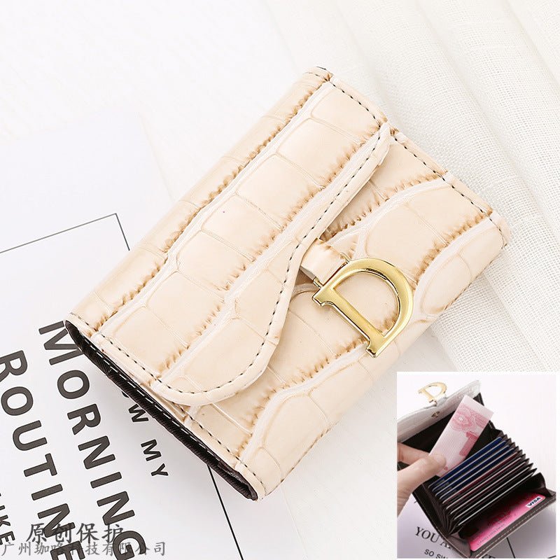 Fashion Personality Cowhide Texture Ladies Card Holder $18.00 Dana Fashion Color: Skin Color Women's Bags Product information: Color: 11 card position skin color can put driver's license, 11 card position White can put driver's license, 11 card position w